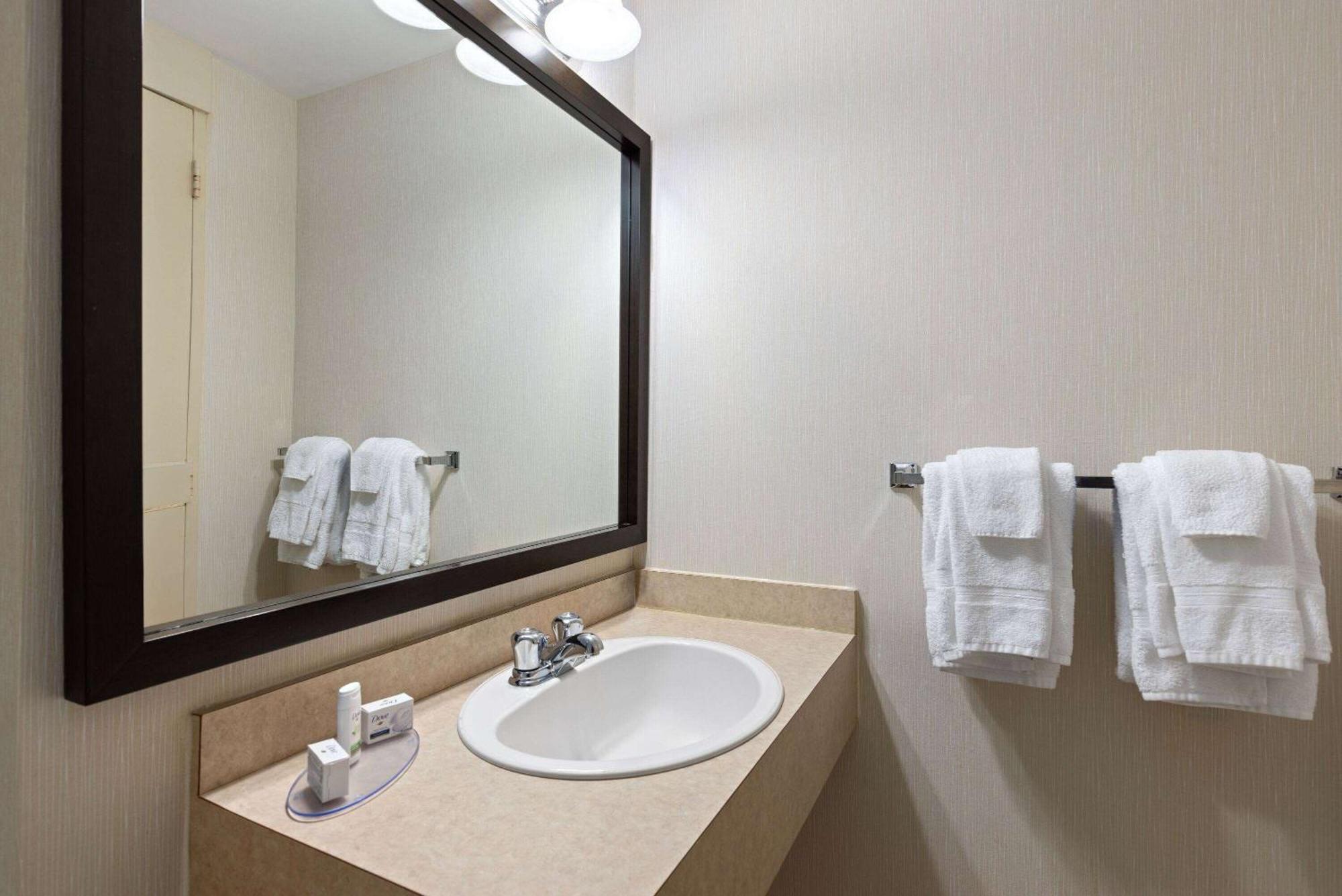 Travelodge By Wyndham Thunder Bay On Esterno foto